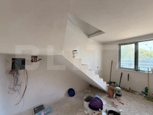 Triplex Nou cu Teren Generos de 306 mp,  Lângă Ambasador,  Zonă în Plină Dezvolt - imagine 14