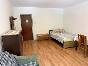 Închiriez o cameră într-un apartament cu 3 camere - imagine 5