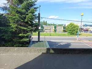 Închiriez apartament cu 4 camere - imagine 2
