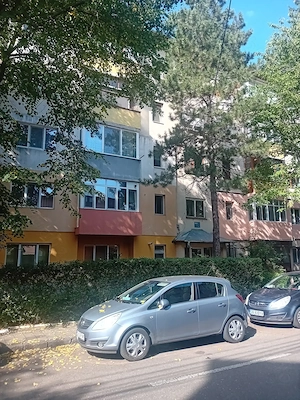 Inchiriez apartament 2 camere , confort 1, Targoviste