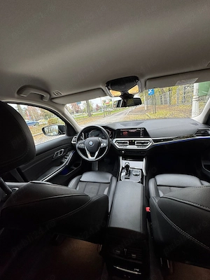 BMW Seria 3 316d, An 2021, G20 G21, 1 995 cm3 - 73.000 Km - imagine 3