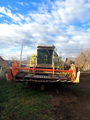 De vânzare combina agricola 