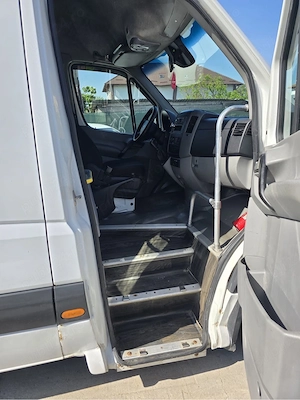 Mercedes Sprinter 516 - imagine 9