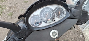 Vand sau schimb Aprilia Leonardo 151 cc 