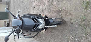 Vand sau schimb Aprilia Leonardo 151 cc  - imagine 4