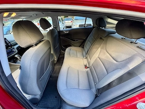 Vand Hyundai Ioniq Hybrid 1.6 GDI - imagine 3