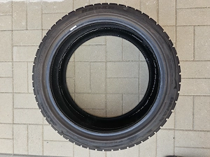 245 /40 R19 M+S  - imagine 4