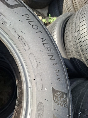 vand set 4 anveloope 265 60 18 michelin bune impecabile m+s dot 2024  - imagine 4
