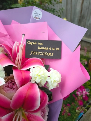 Buchet flori artificiale pentru absolvire 