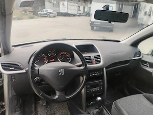 Peugeot 207, 1,6 diesel  - imagine 6
