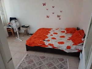 vând apartament 2 camere