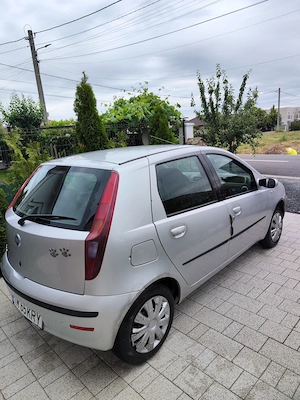 Vând FIAT Punto 1.2 an 2008 - imagine 2