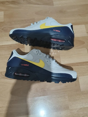 Nike air max90 noi !