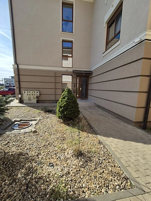 Apartament 3 camere, 2 parcări, încălzire în pardoseală, mobilat   Dumbrăvița, Str. Mureș