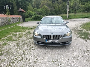 BMW Seria 5 F10 520D Steptronic 2011  - imagine 5