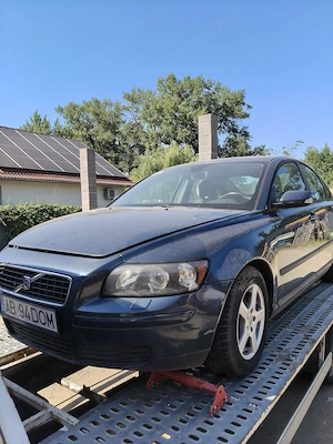 Dezmembrez Volvo S40 