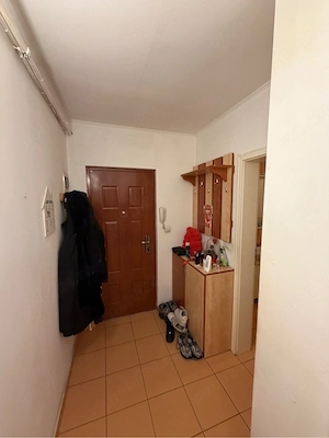 1 camera Aradului 300 euro