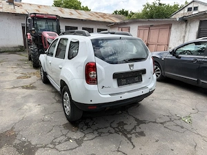 Vand Dacia Duster 1.5 DCI 4x4 - imagine 6