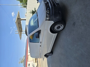 Vând auto marca volskwagen t5, an 2012,motor 2000 diesel,preț 6300 euro  neg.Tel.  - imagine 4
