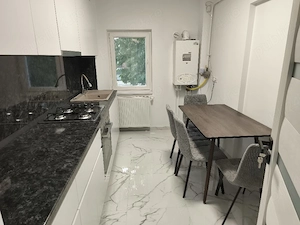 Apartament cu două camere de închiriat!