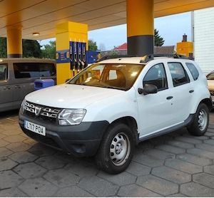 Vind Dacia Duster 1.6 16V import avariat