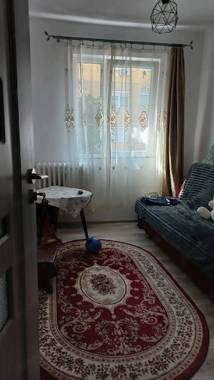 vând apartament 3 camere - imagine 6