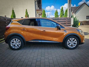 Vând Renault Captur 2022 cu doar 34.200 km