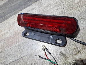 Lampa led spate scuter/trotineta 12v-67v cu 3 fire noua - imagine 2