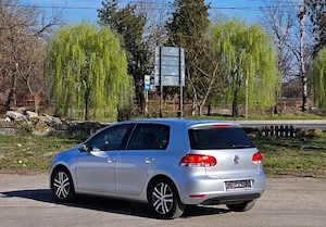 VW Golf 6 1.4TSI TEAM Navigatie Xenon SenzoriParcare DubluClima CamerăMarșarier Bluethoot Euro5  - imagine 2