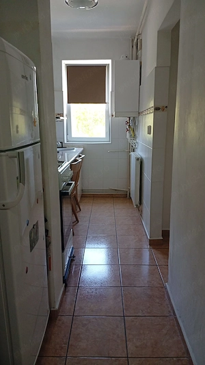 Inchiriez garsoniera cu balcon, etaj 2, Deva cartier Dacia la o persoana nefumatoare.  - imagine 5