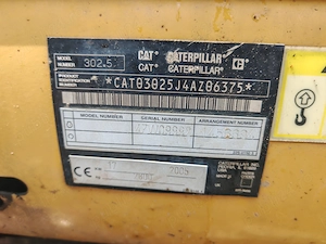 Mini excavator Caterpillar 302.5 - imagine 5
