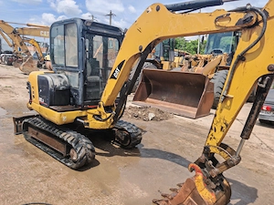 Mini excavator Caterpillar 302.5 - imagine 2
