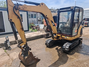 Mini excavator Caterpillar 302.5 - imagine 3