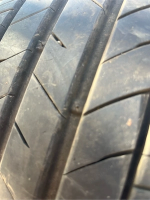 4 Anvelope Vara Kumho 235/60/17 - imagine 5