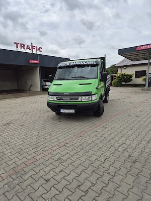 vând iveco daily pentru pretentiosi o mașină echipată de munca acte la zi totul functional