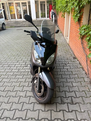 yamaha x max 250i - imagine 4