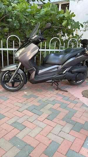 yamaha x max 250i - imagine 5