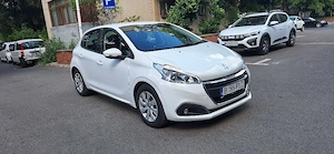 Peugeot 208 an 2017 diesel motor 1.6 Euro 6