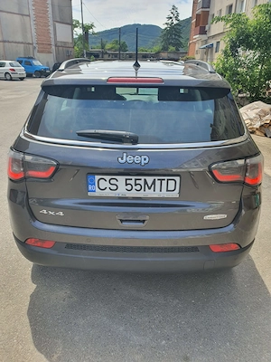 Se vinde JEEP COMPASS 4x4, cutie automata, motor diesel 2.0 - imagine 3