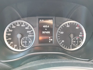 Mercedes Vito Tourer 2019 116 CDI - imagine 9