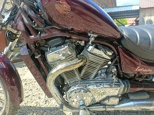 Suzuki Intruder 750 - imagine 4
