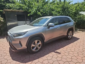 Toyota RAV 4 2020 model Luxury , 60.000 km , unic propietar achizitie Romania 
