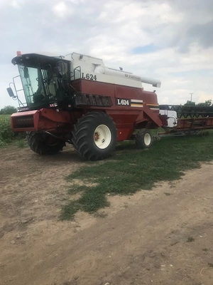 Prestări Servicii Recoltare Combină Agricolă