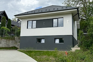 Casă Nouă 140mp Teren 1370mp Aproape de Grădiniță & Primărie