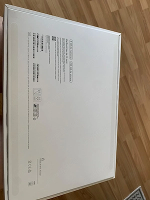 MacBook Neo 13 inch - imagine 4