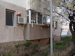 Vând apartament cu 2 camere semidecomandat in campina Prahova, etaj 0 din 4 - imagine 4