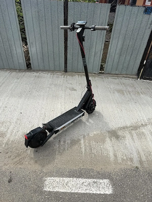 vand trotineta electrica navee s40 - imagine 3