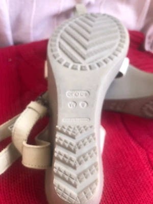Sandale marca CROCS