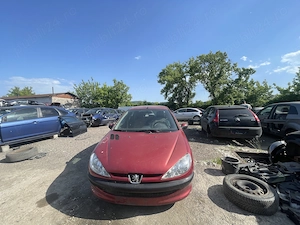 Dezmembrez Peugeot 206 1.4 KFV 55kW 75Cp Facelift rosu an 2006 - imagine 2