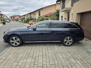 Vând Mercedes E220 combi automat